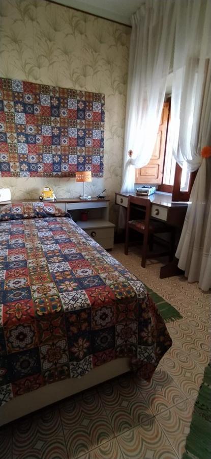 Maria Banana Guest House Поллина Экстерьер фото